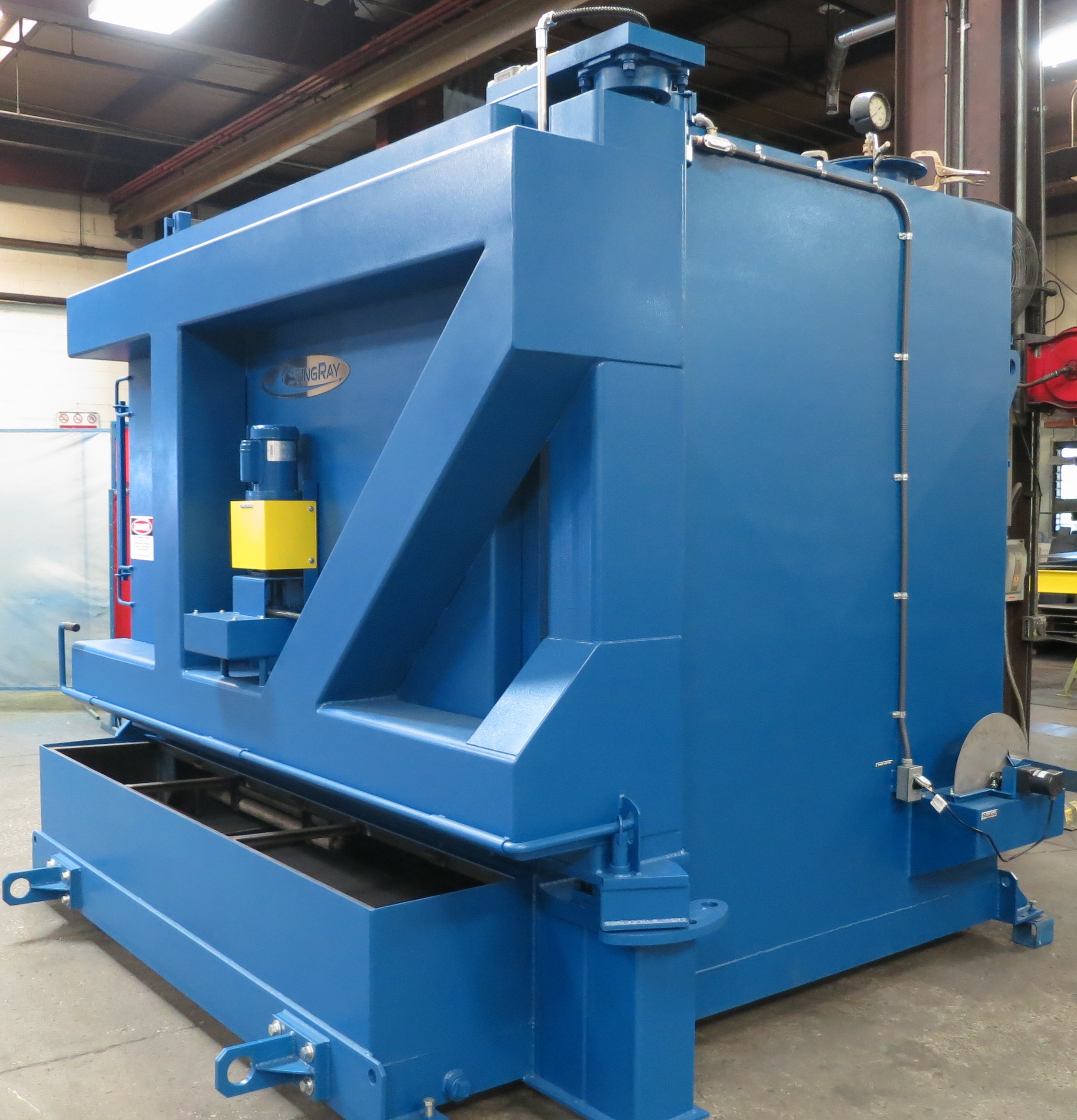 Industrial Parts Washer by StingRay for Oil Well Drilling Components